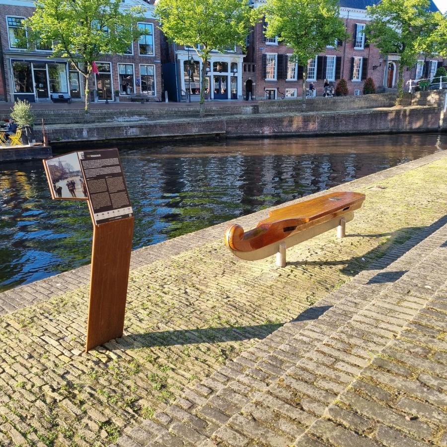 Stadslogement Het Keerpunt Докьом Екстериор снимка