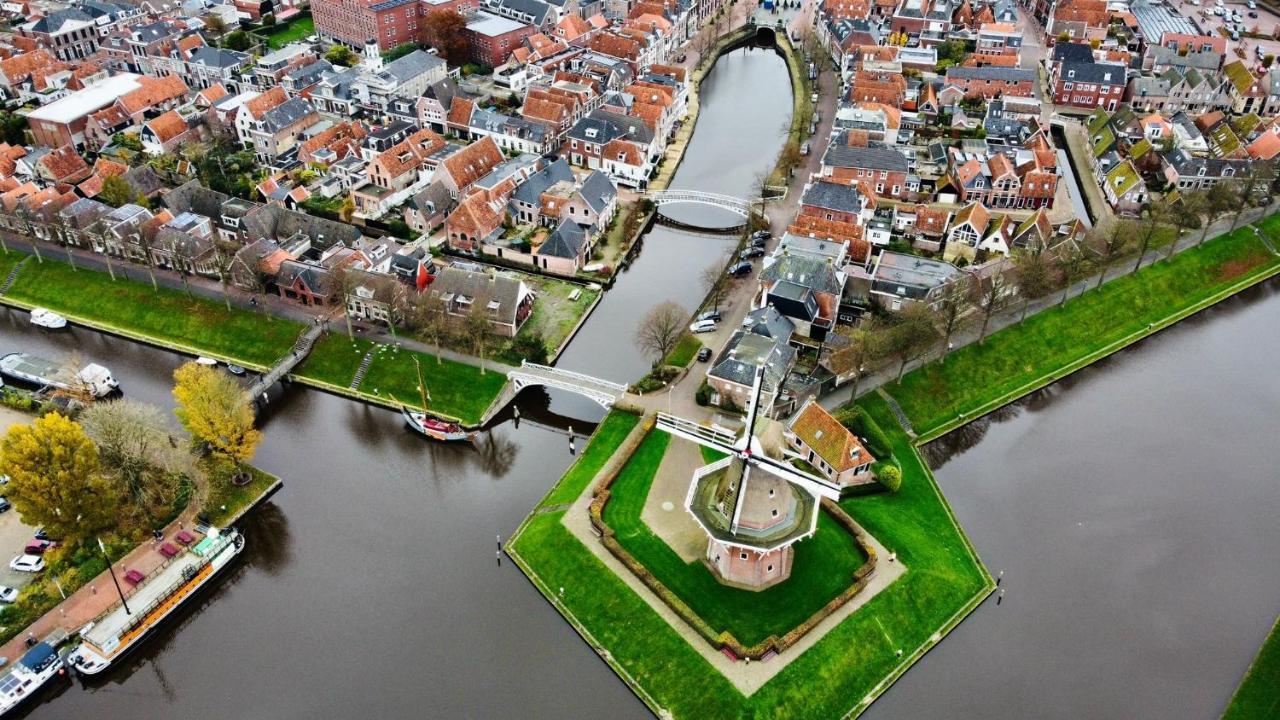 Stadslogement Het Keerpunt Докьом Екстериор снимка